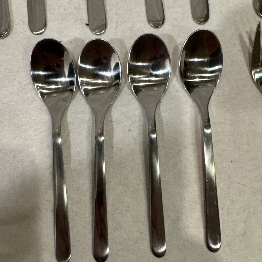 Ikea FORNUFT Stainless Steel Flatware 223 88 Modern Design 20 Pc 4 Place Setting